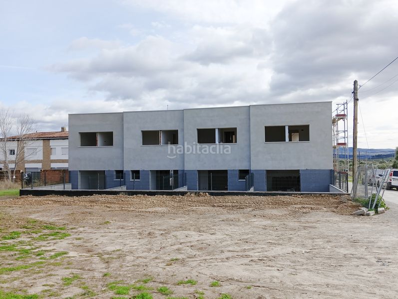 Foto adfb8701-8073-4ffb-ba73-cf1a699798b5. Casa adossada 145m<sup>2</sup> amb calefacció aparcament a Pla del Penedès (El)