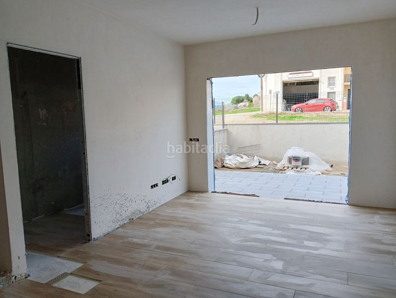 Foto bd727af2-5dcd-41e8-b4c7-bddbbb581c53. Casa adossada 145m<sup>2</sup> amb calefacció aparcament a Pla del Penedès (El)