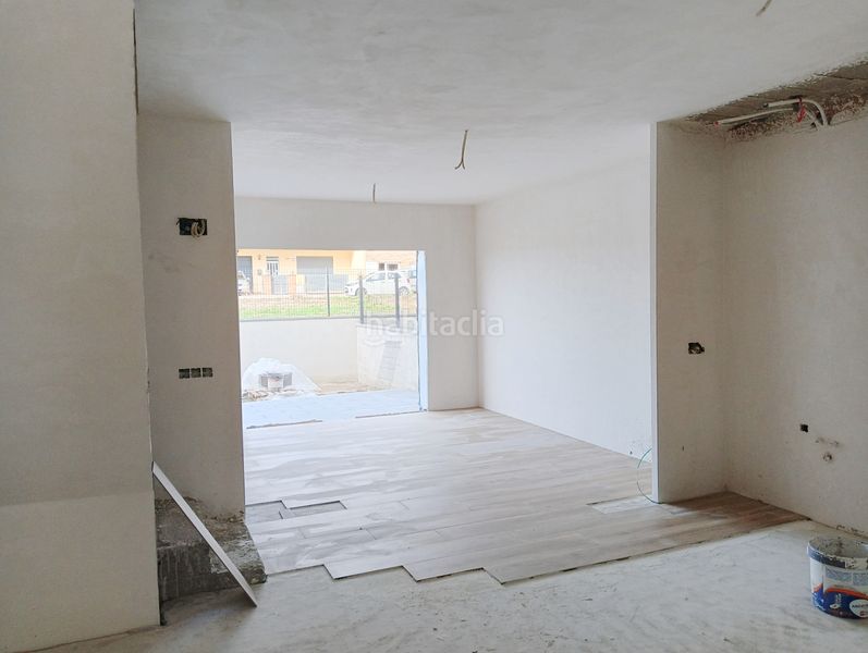 Foto ffa50b8e-ef3a-47da-a0f6-79eb7837c306. Casa adossada 145m<sup>2</sup> amb calefacció aparcament a Pla del Penedès (El)