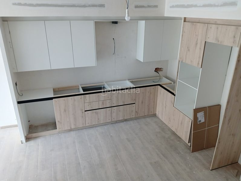 Foto d7f26fa1-1354-4689-8bd8-7d23ae1a0fb8. Casa adossada amb calefacció aparcament a Pla del Penedès (El)