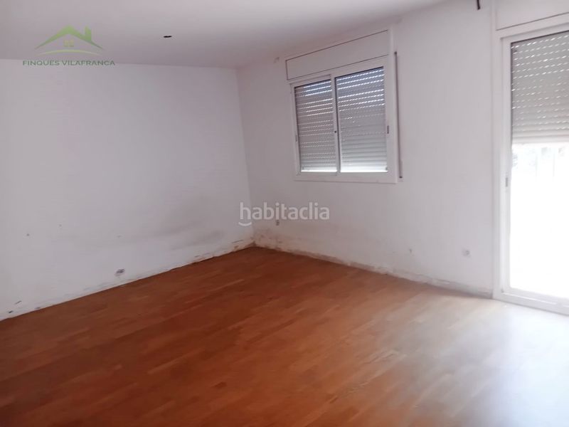 Foto 8aeb8e7e-72a4-4db5-9efe-4487ae86dc63. Casa amb aparcament a Granada (La)