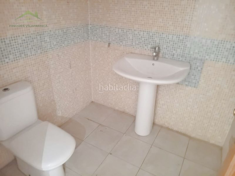 Foto a0b78abf-09f2-4306-95af-42a01f64477f. Casa amb aparcament a Granada (La)