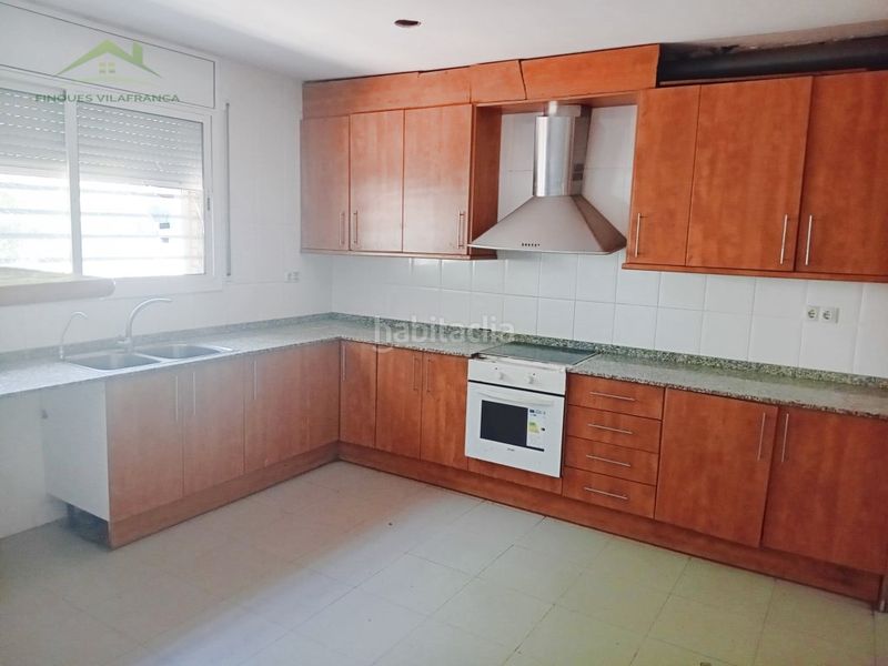 Foto b6aae91a-9aeb-4410-98a1-56c5c7a6fe35. Casa amb aparcament a Granada (La)