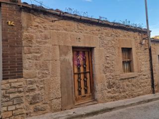 Maison à Montgai. Casa en venta en tàrrega.