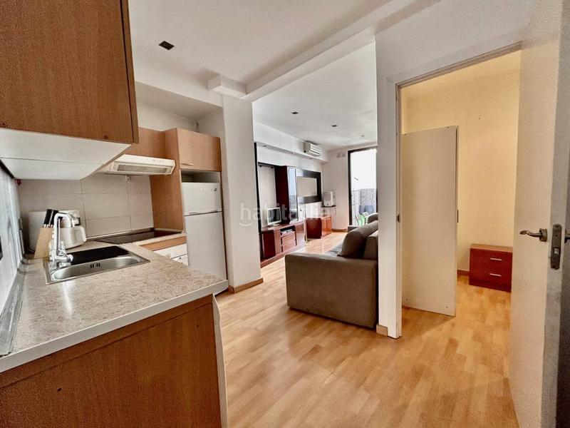 Foto 811c9cf3-805e-49c1-aa2a-456604b17701. Rent flat with heating in Putget - Farró Barcelona