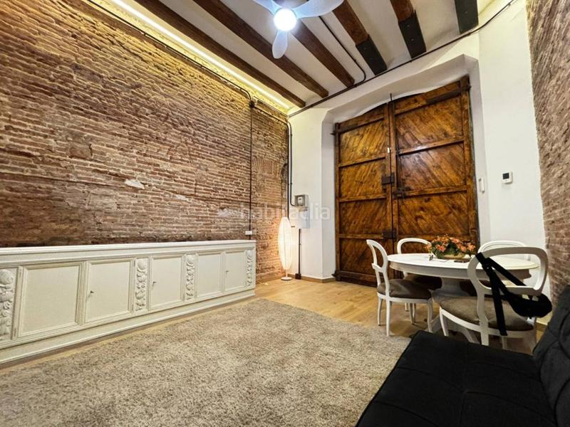 Foto e849c1f8-4c38-4f0f-856d-2ad825021592. Local commercial dans St. Pere - Sta. Caterina - El Born Barcelona