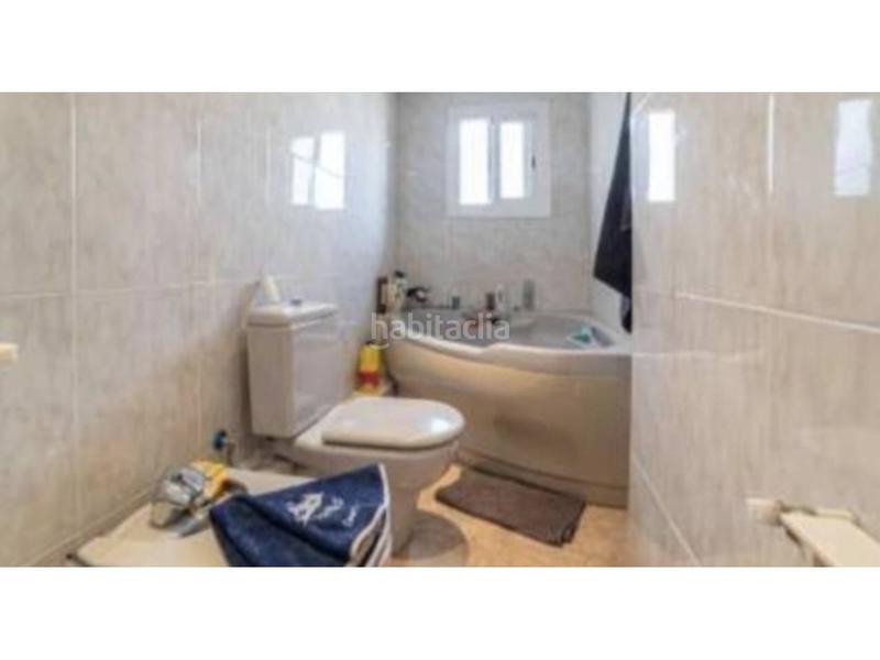 Foto 4d933eaf-2f5e-4a60-92ed-9f4a9f2f2377. Rent flat in Les Arenes - La Grípia - Can Montllor Terrassa