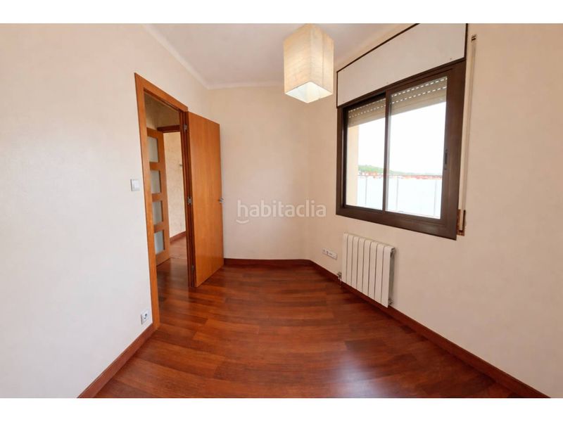 Foto 12a608fe-723b-497a-83b8-ba85d9a1f9e6. Àtic amb calefacció a Castell-Poble Vell Castelldefels