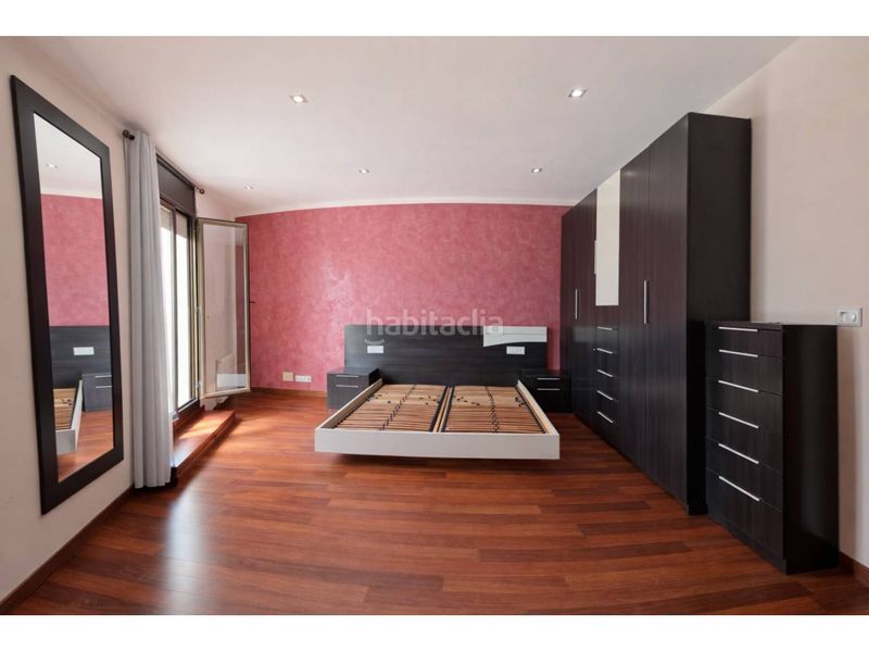 Foto 324435d9-bd84-4371-be33-6f94c1093435. Àtic amb calefacció a Castell-Poble Vell Castelldefels