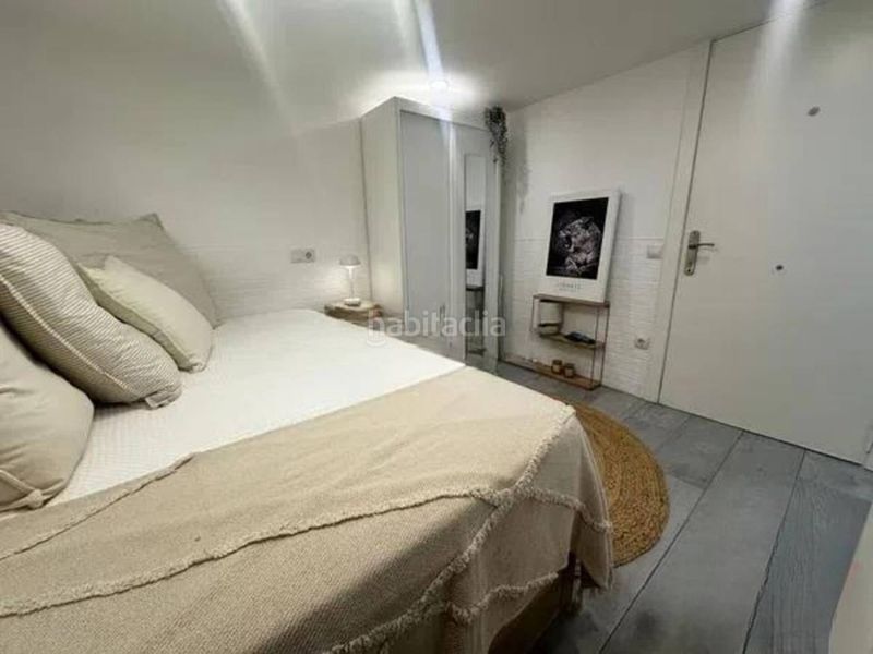 Foto 49c44e3c-d90d-4752-9c49-351b3dc45f79. Estudi a Barceloneta Barcelona