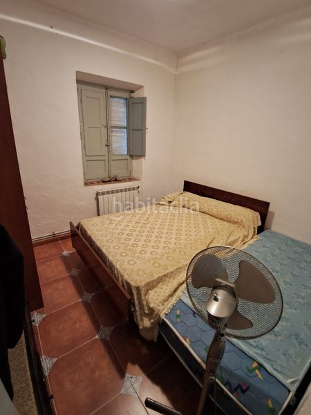 Foto a1c7285c-dd0b-44dd-92be-14bd5e255dd6. Casa amb aparcament a Cazalegas