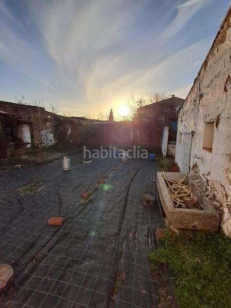 Foto ed52cc4a-d254-4f35-8310-db4c5f6b2cde. Casa amb aparcament a Cazalegas