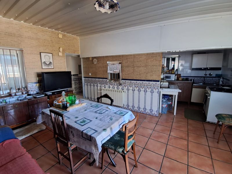 Foto 146e7fca-d292-4575-a81a-df7d0e93c2ee. Casa amb calefacció a Cazalegas
