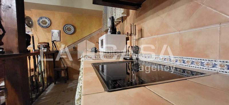 Foto 4a3b615b-cdbf-4f38-8abc-3a9b3d114a32. Maison avec chauffage parking piscine dans El Berrocal Valladolid