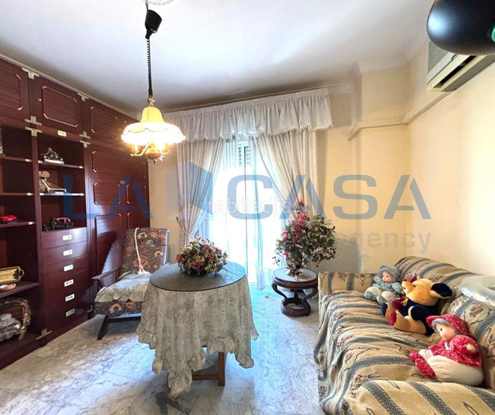 Foto 0876282d-c834-4340-8a36-a91381c5ffc8. House with parking in San Carlos - San José Sevilla