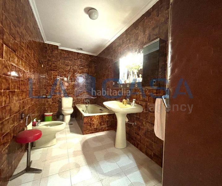 Foto e07d5cca-f457-409f-b39a-efd658ea207a. Maison avec parking dans San Carlos - San José Sevilla