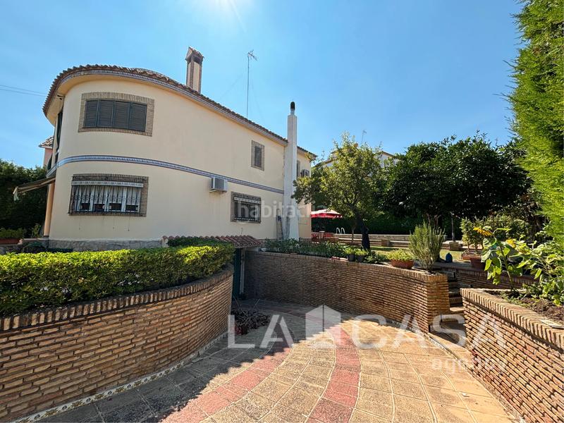 Foto fa1afce1-a647-4032-8fca-f2beedd69c0e. Chalet en cerros de Montequinto Montequinto