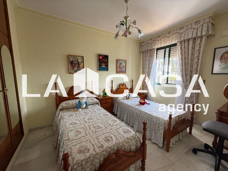 Foto 008bc416-affb-4d80-9275-2d09f6309f0f. Chalet dans cerros de Montequinto Montequinto