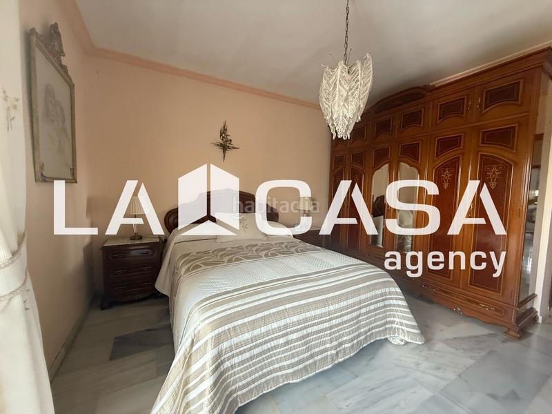 Foto 9c53b4ce-5158-48cc-854d-cb05dbb43e23. Chalet dans cerros de Montequinto Montequinto