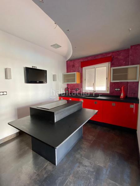 Foto ab2b67e2-a5a2-4f4d-b437-d974ee4f214f. Chalet with pool in Olivar de Quintos Montequinto