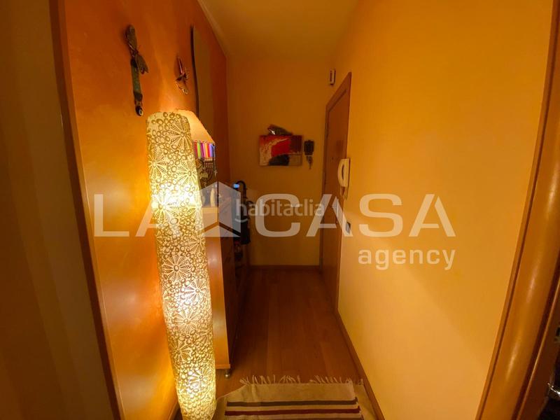 Foto 0961f527-cfcd-441c-ba40-b41b1a3268d0. Piso en Centre Santa Coloma de Gramenet