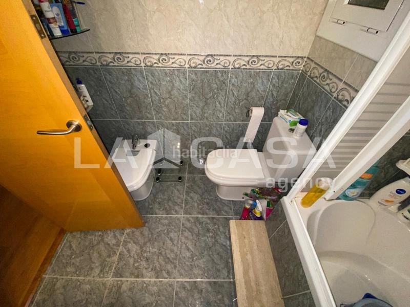 Foto 393e2cd8-f01c-443a-ac01-7b8869213101. Piso en Centre Santa Coloma de Gramenet