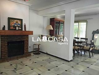 Casa aparellada a San García