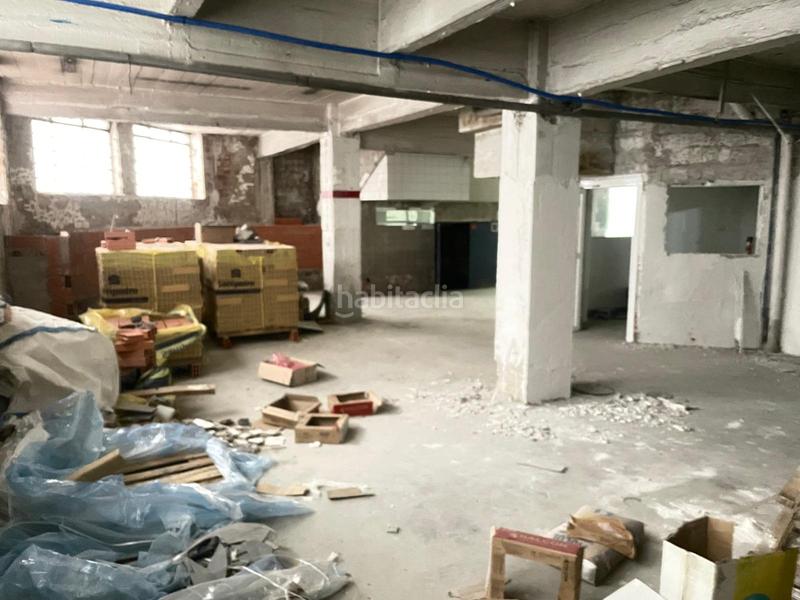 Foto acf7b7b6-9267-434f-b8d7-5dac3bbe2493. Geschäftsraum in Sabino Arana-Jesuitas Bilbao