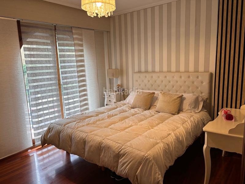 Foto b968f84d-55d1-4b8b-bcb1-8d35c4a97b81. Casa adossada amb calefacció a Galdakao