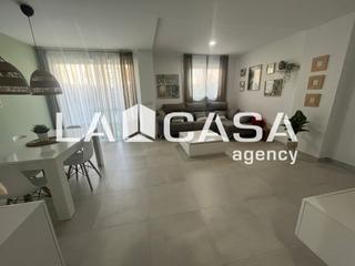 Casa adossada a Entrenúcleos