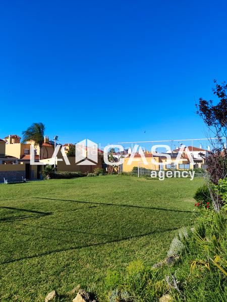 Foto 8619fc8c-d237-4ad3-8c84-4d5d88c0c622. Casa pareada en Condequinto Montequinto