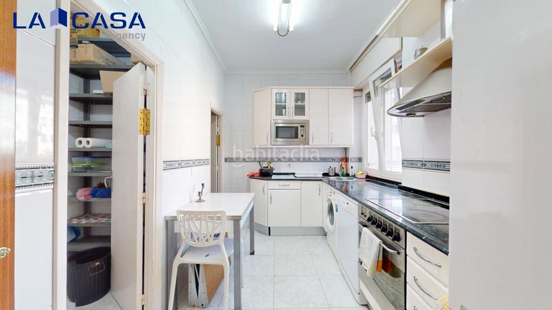 Foto e104023a-1e50-4789-9ea8-9f2c55842097. Etagenwohnung in San Ignacio-Elorrieta Bilbao