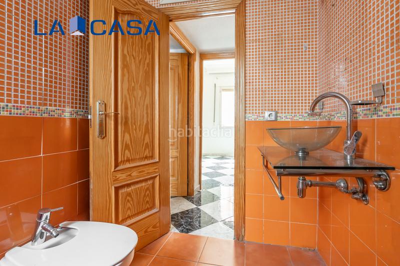 Foto ba44ed73-571b-407c-beb9-91cad2ffa175. Piso en Chopera Madrid