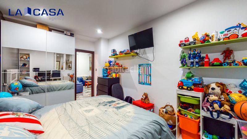 Foto f106b406-6033-4302-ab33-63bcc8358e5b. Piso en San Ignacio-Elorrieta Bilbao