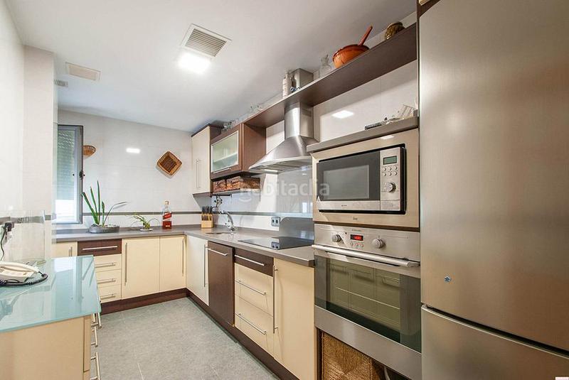 Foto 76bcd6fe-7122-4b30-b71e-e09778ccf3dc. Zweistöckige wohnung in El Arenal - La Pólvora Dos Hermanas