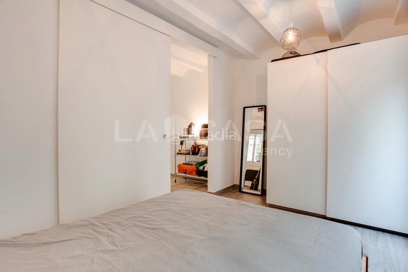 Foto 89317425-f930-49b5-ac76-48774e8c66ae. Piso en Raval Barcelona