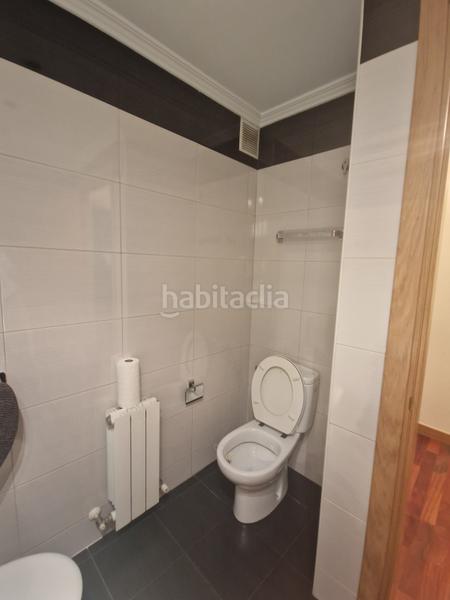 Foto bc877970-ba36-4a83-85a5-d904871cb5c2. Piso en Zorrotza Bilbao