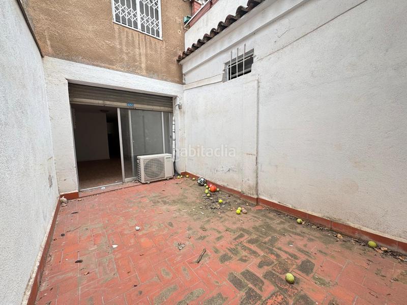 Foto 2a55ada4-0856-43f4-8e71-985be73e3ebc. Local comercial a Sants Barcelona