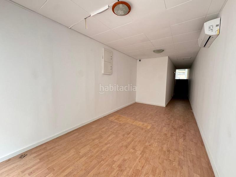 Foto 74c1a1ab-7d68-403c-8523-61f46a534cb9. Local comercial a Sants Barcelona