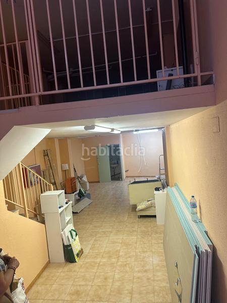 Foto d21aa8ff-3a0b-4144-b4cb-0b3ae9a60e4a. Local comercial a La Teixonera Barcelona