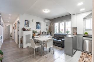 Etagenwohnung in Los Cármenes