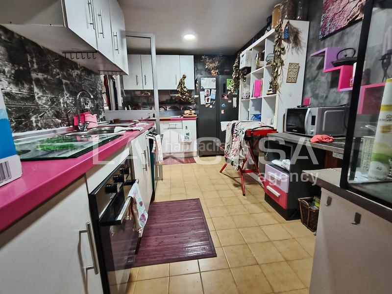 Foto c7768360-b215-4634-97bb-2d7954db7e6d. Ground floor with pool in San García Algeciras