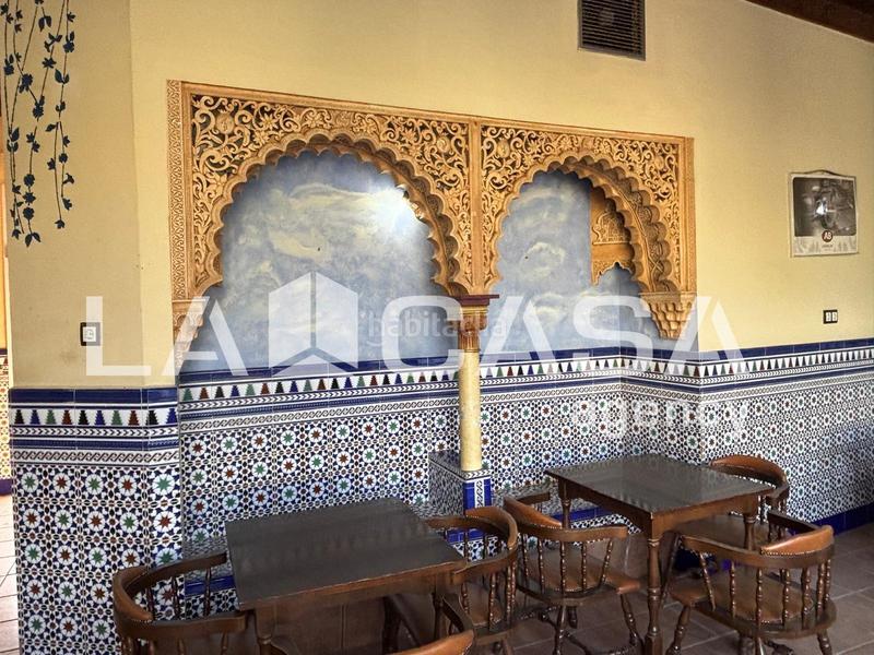 Foto b49cf292-fe54-4e52-b437-44a21760cc25. Locale commerciale in Centro Montequinto