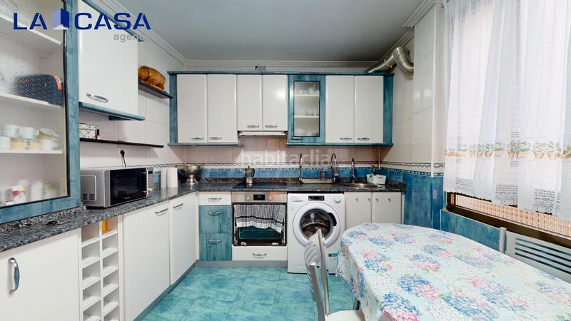 Foto b8fac010-b8ed-4229-8e05-91bfd8a78c87. Appartamento con riscaldamento in Zorrotza Bilbao
