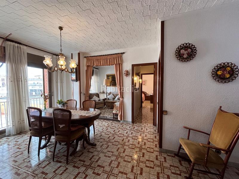 Foto e7821d71-e5c3-4d86-b867-a42d3899f0c1. Flat with heating in Sants-Badal Barcelona