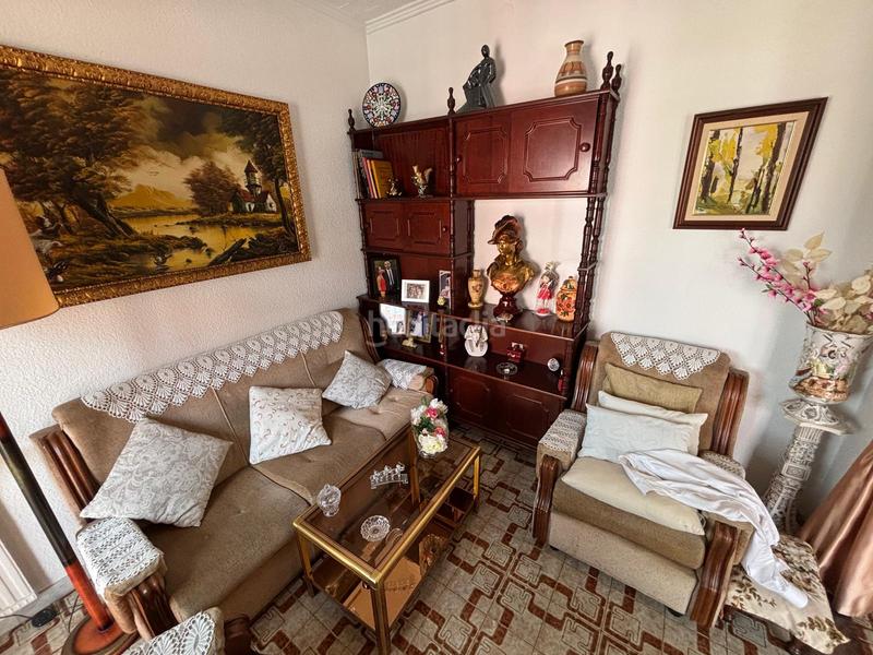 Foto f0c9764a-5173-458d-8be4-d548936ee662. Flat with heating in Sants-Badal Barcelona