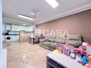 Etagenwohnung in Llefià