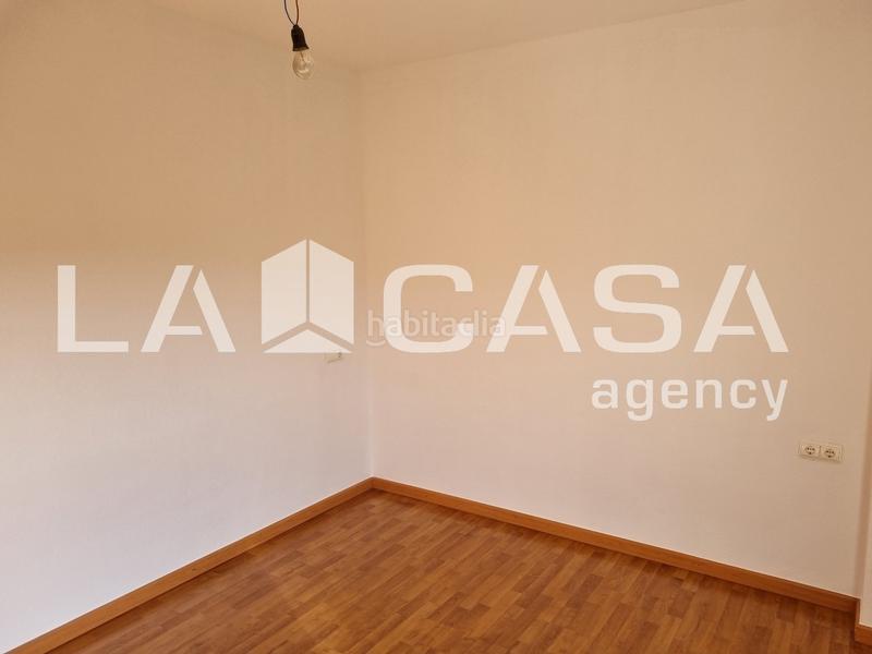 Foto b2d58673-ce07-4179-be8c-fd2c132a9b58. Etagenwohnung mit parking in Arco Norte - Avda España Dos Hermanas