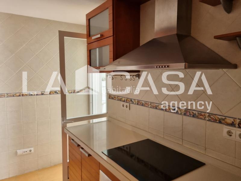 Foto 65b98a77-0e5c-43ea-a388-3c10a4c608c4. Piso en Arco Norte - Avda España Dos Hermanas