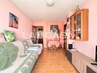 Flat in Llefià
